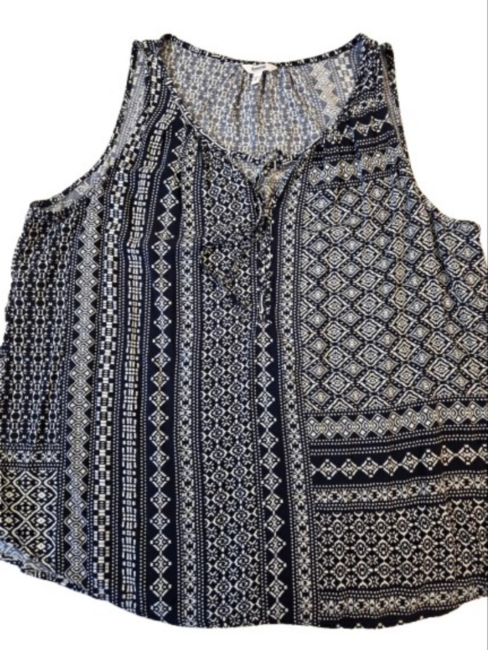 Sonoma Sleeveless Navy Mixed Pattern V-Neck Top Size XL